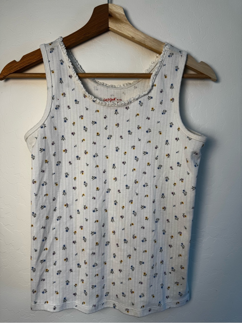 Cat & Jack White Ribbed Tank with Tiny Blue and Mustard Floral Dots XL girls